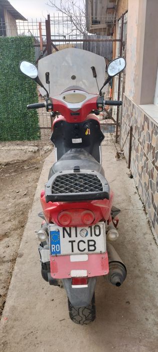 Vând scuter 125 cc