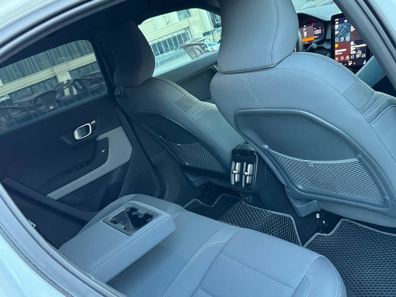 Volvo Polestar 2 СРОЧНО продаётся.