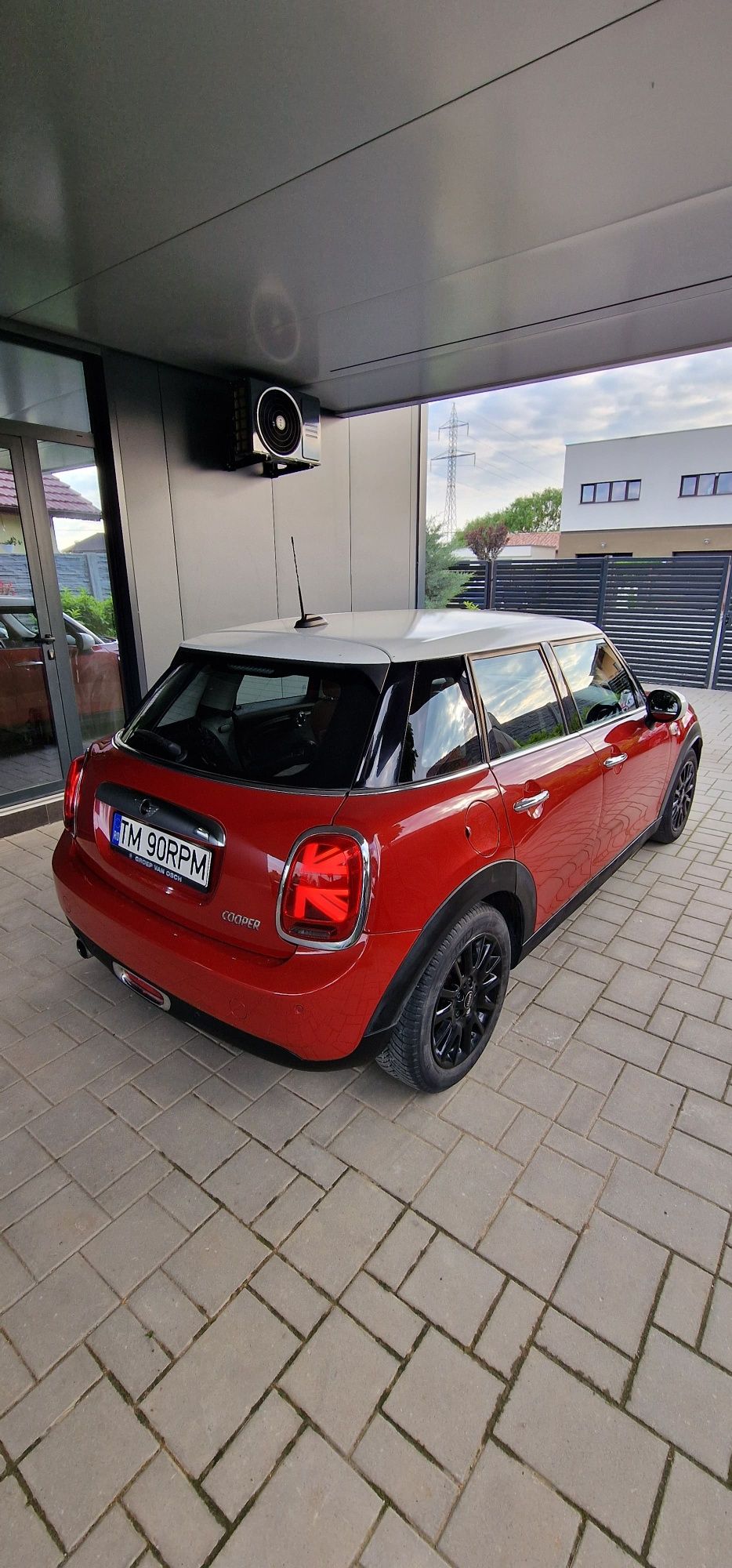 Mini 2017 John Cooper Works cu Chilli Pack 136CP Piele cu incalzire