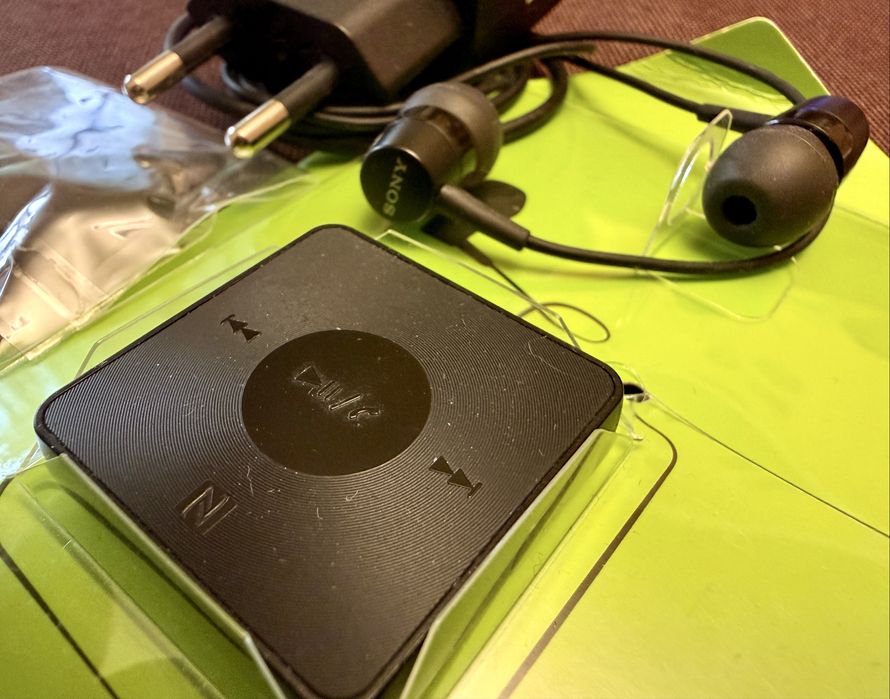 Безжични слушалки SONY SBH-20