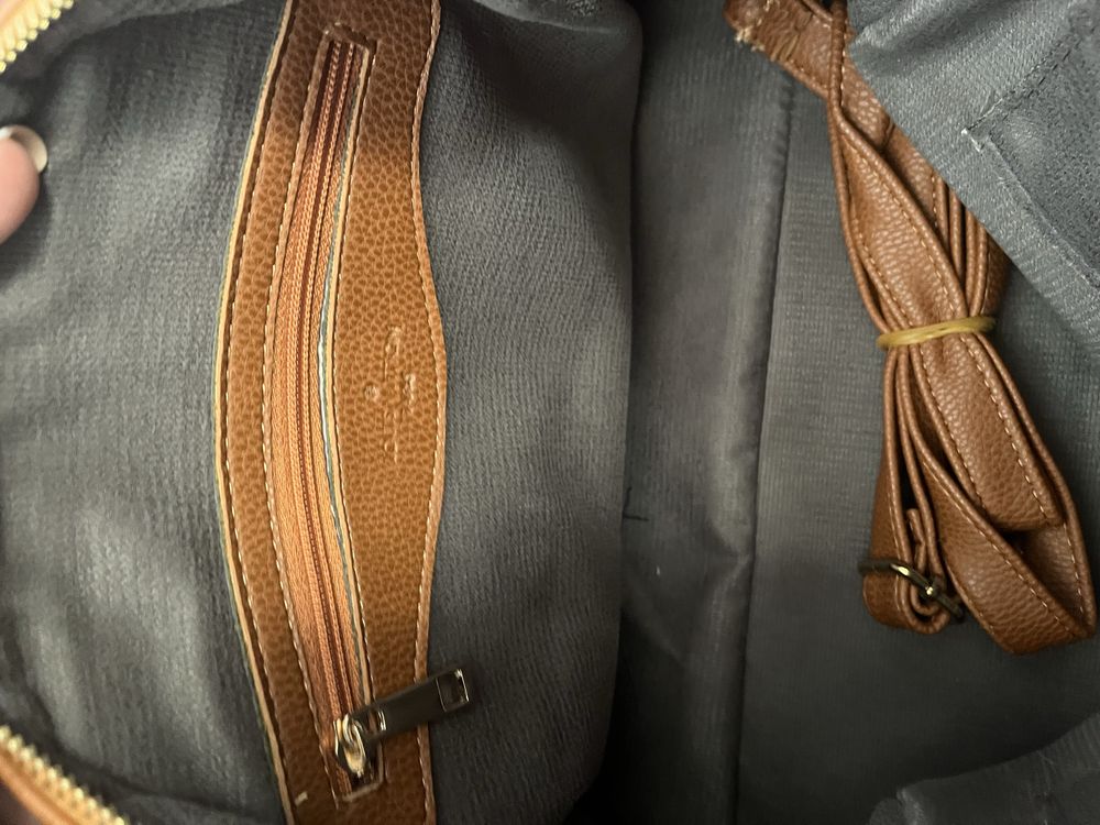 Louis Vuitton - Чанта / кафява