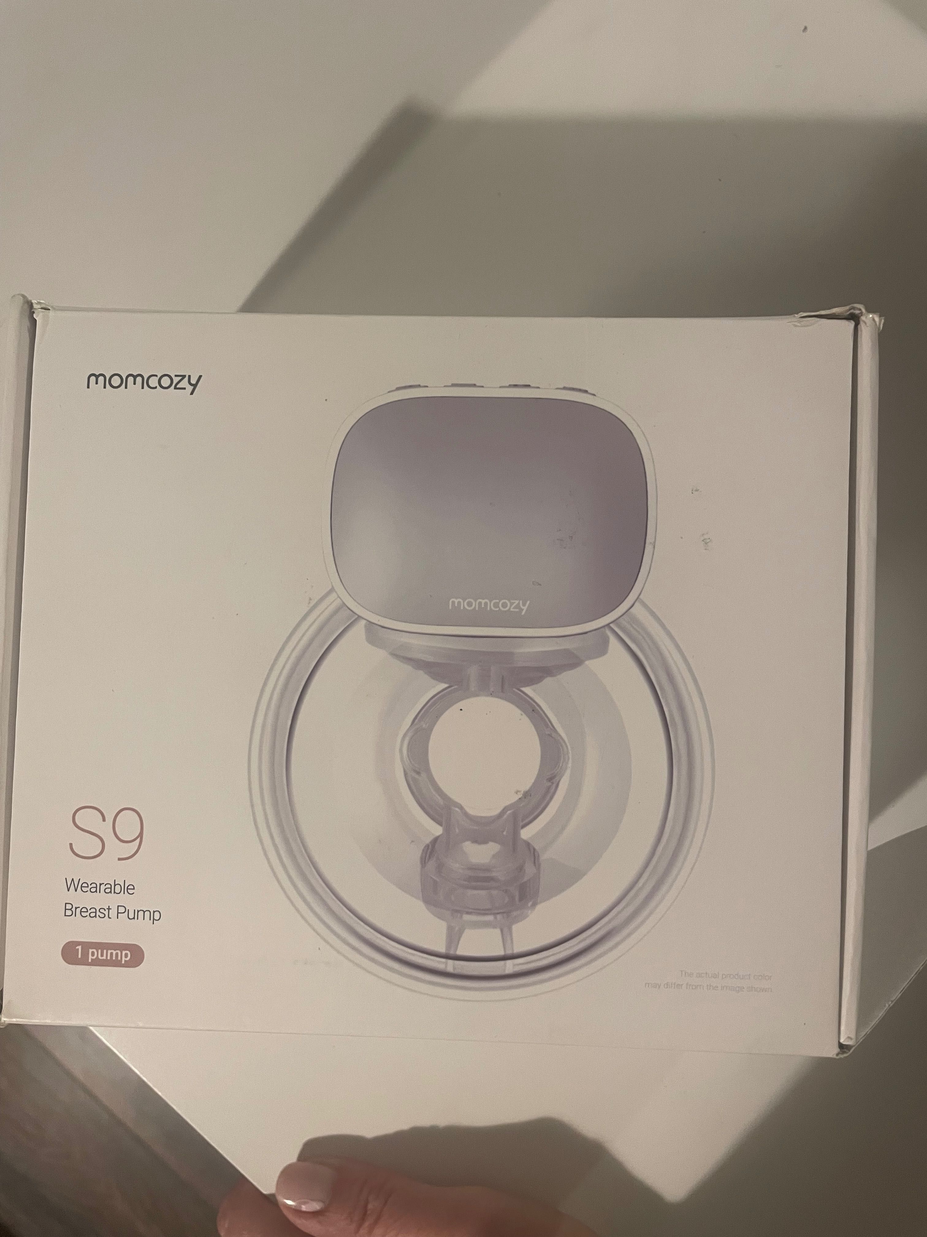 Помпа за кърма hands free Momcozy S9 чисто нова