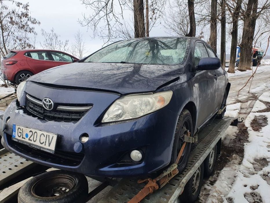 Dezmembrez  Toyota Corolla 10 motor 1.4 benzina vvt-i, 71kw, 97cp 4ZZFE,dezmembrari turbina injector