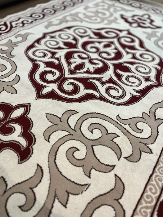 Продается ковер, цена 15000