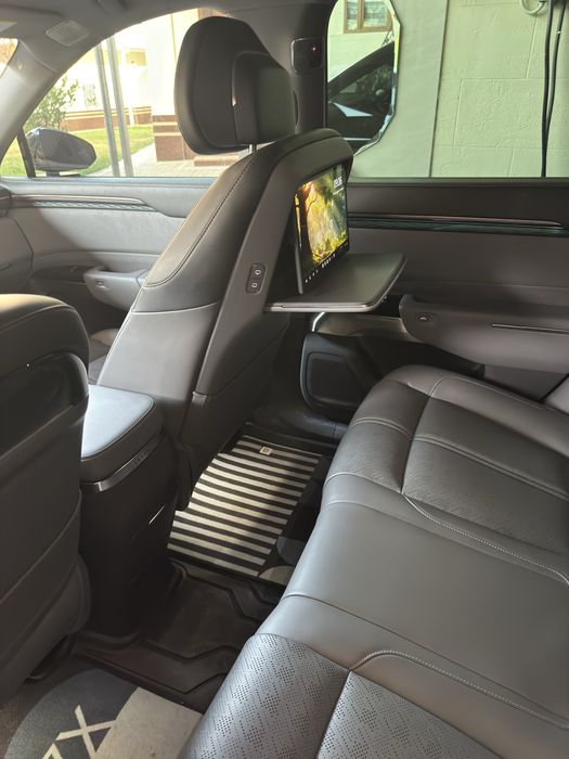 Zeekr 7X dop opsiya 2 ta motorli en fuli 710 km