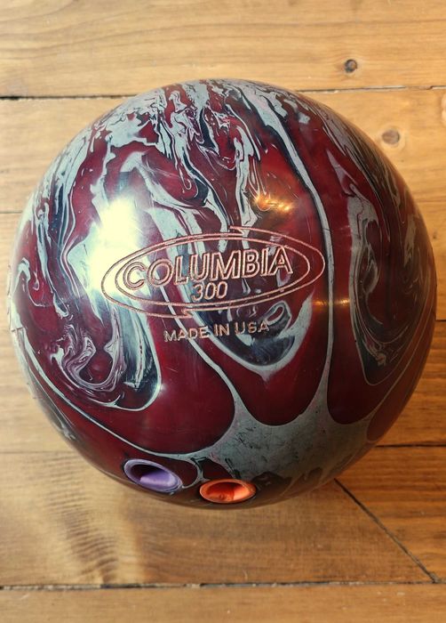 Състезателни топки за боулинг