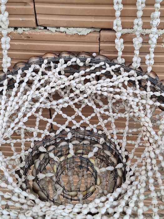 Цветарник от миди и рапани