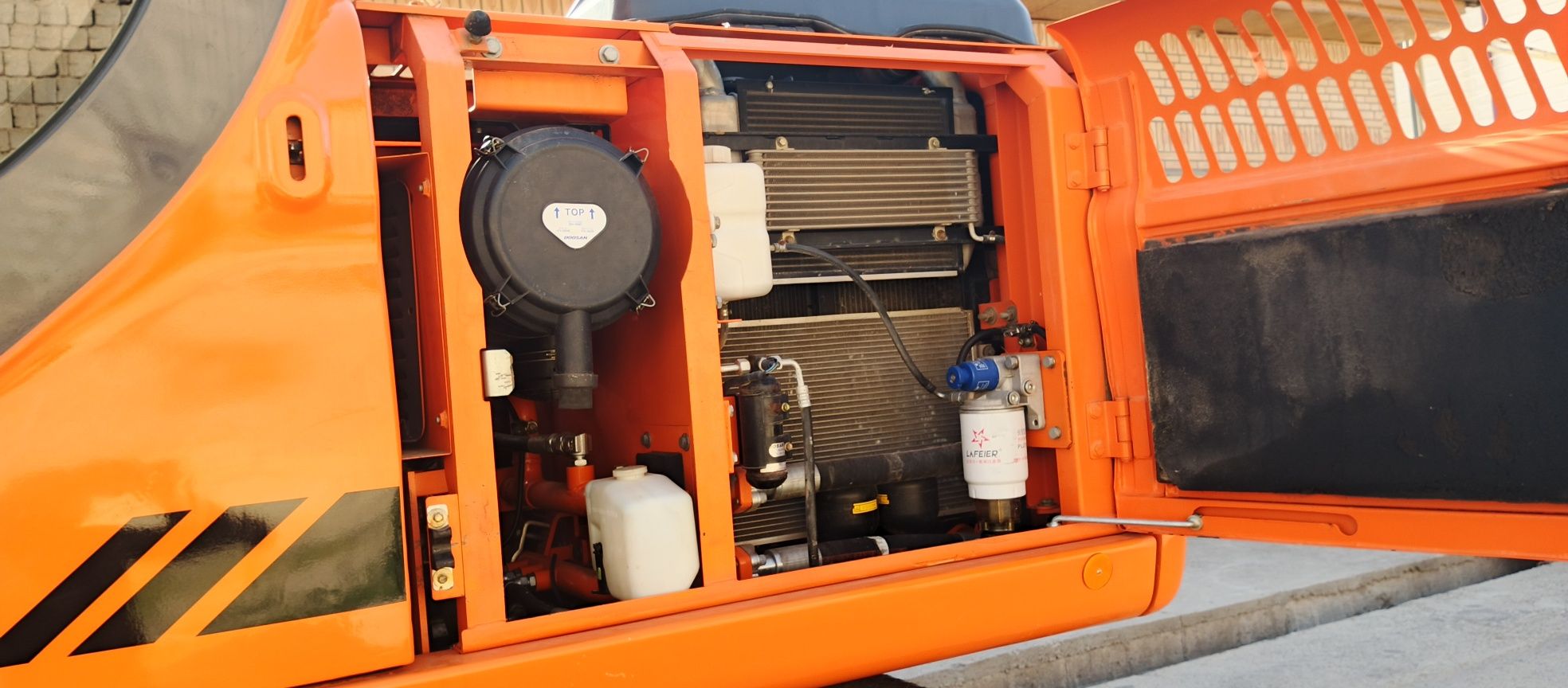 Doosan W 140   sotiladi