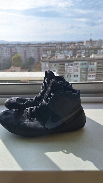 Обувки за борба борцовки