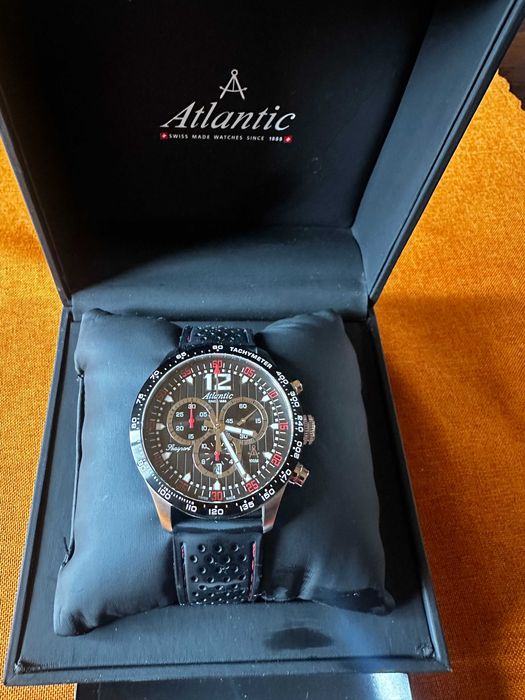Часовник Atlantic Seasport Chronograph