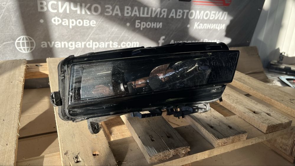 Десен и ляв халоген Skoda Octavia 3 (2012-2019)
