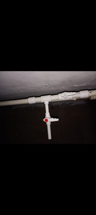 Instalații sanitare și electrice