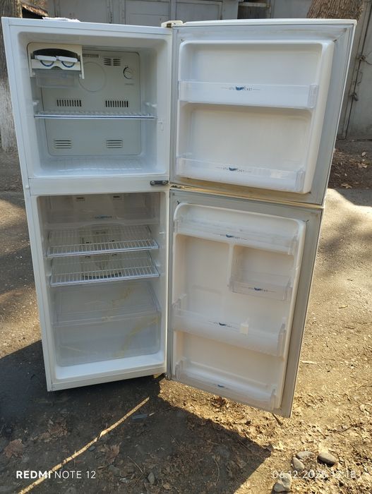 Samsung xaladelnik sotiladi