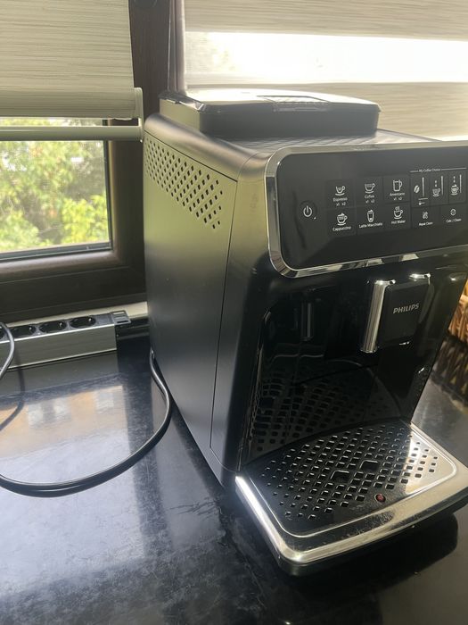 Espressor philips  EP 3241 LatteGo