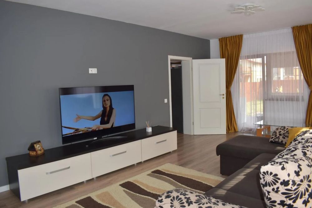 Inchiriez casa in comuna Cristian