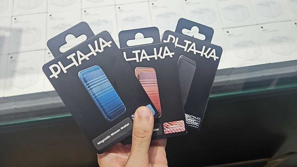 Магнитный кошелёк Pitaka Magnetic Wallet. Есть доставка