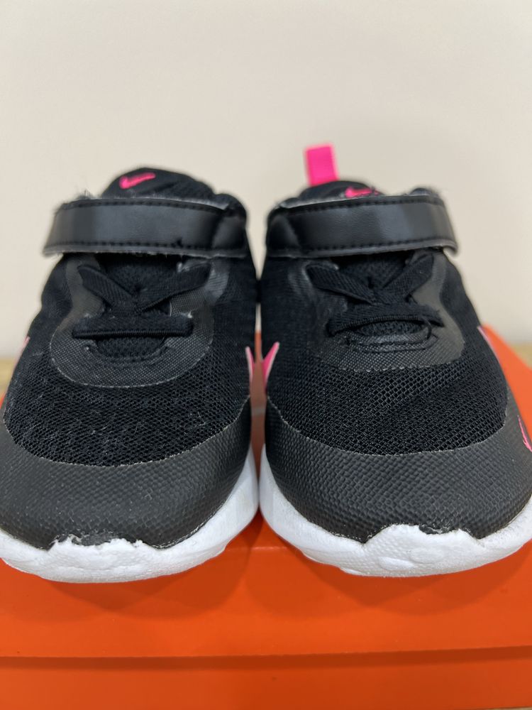 Nike revolution 7 - 23,5