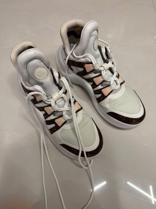 Обувки Louis Vuitton