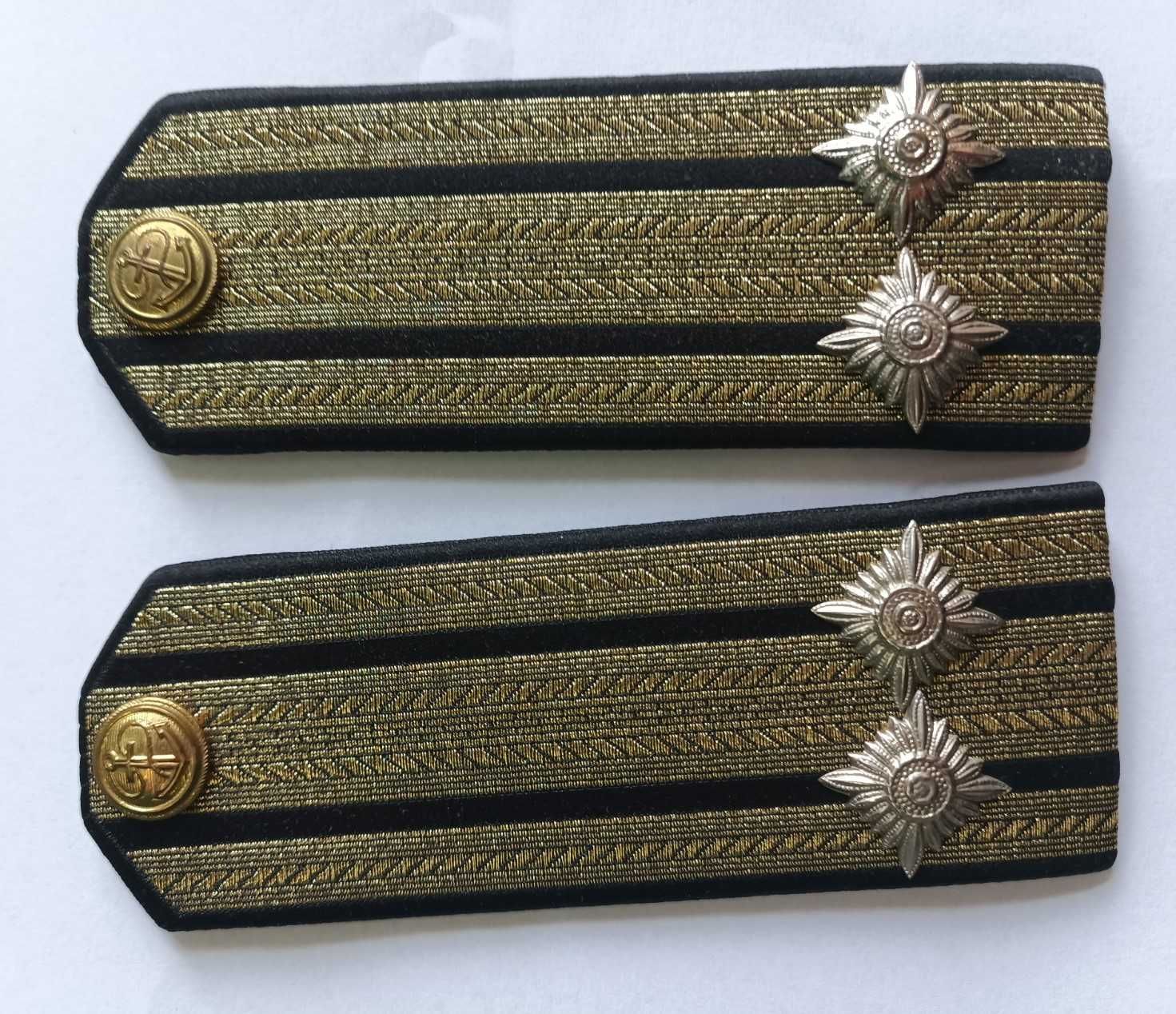 НОВИ Пагони за подполковник и за капитан II ранг