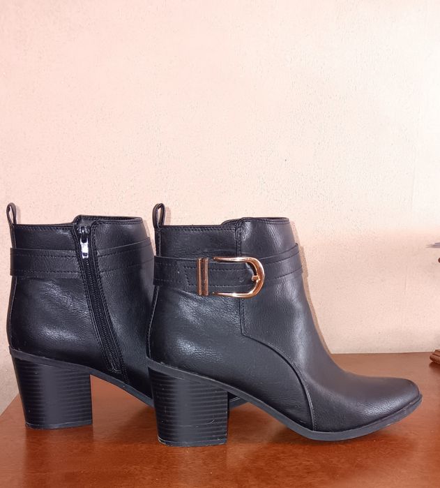 Продам полусапожки женские демисезонные