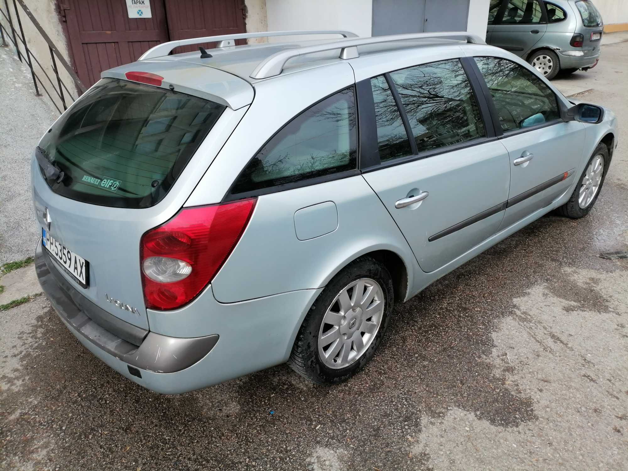 Renault Laguma 2 2.2 dci sw