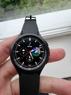 Продам смарт часы Samsung galaxy watch 4
