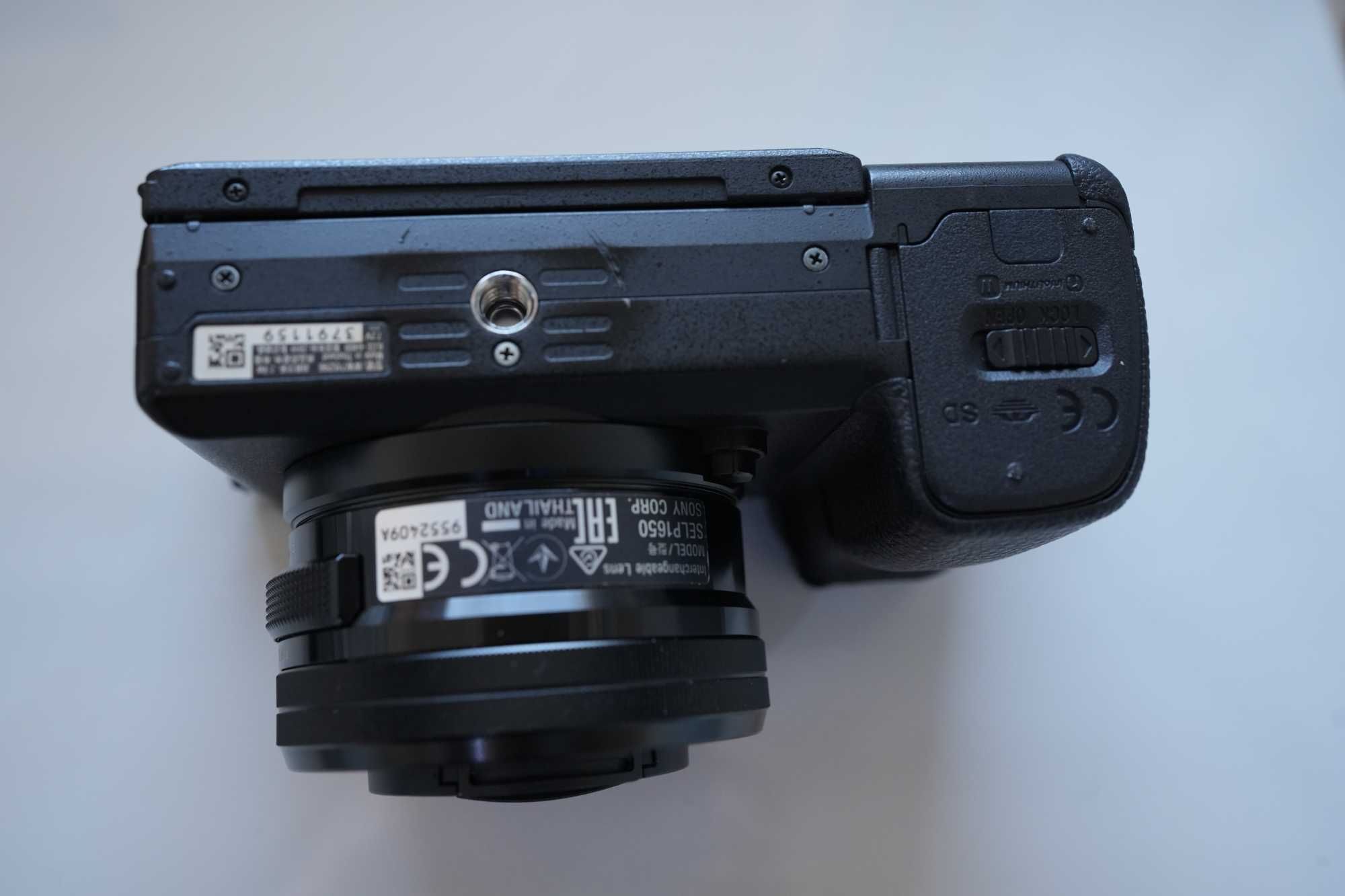 Sony a6400 + 3 обектива + батерии