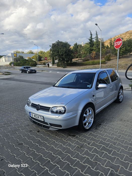 Volkswagen golf 4