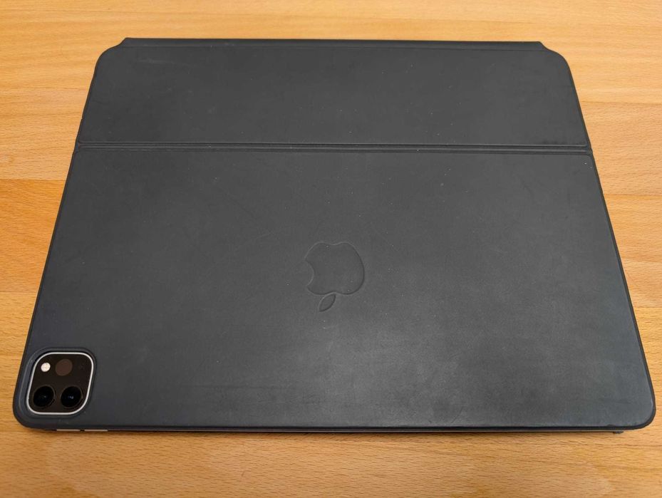 iPad Pro 12'9 inch gen.4 Wifi + cellular. Magic Keyboard