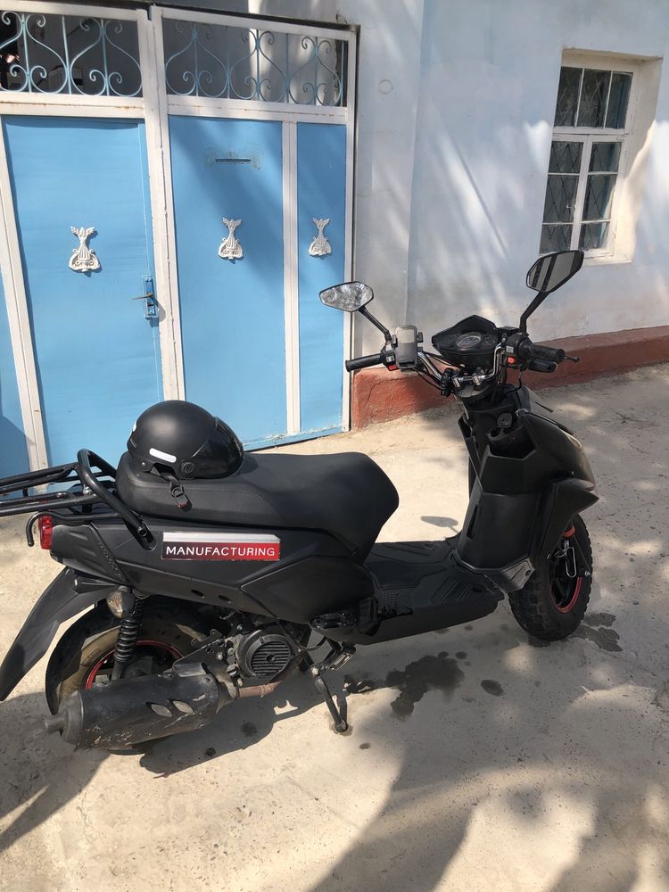 Skuter benzinli 150 kub 110 tezlikga chiqadi 100 km 3 litr