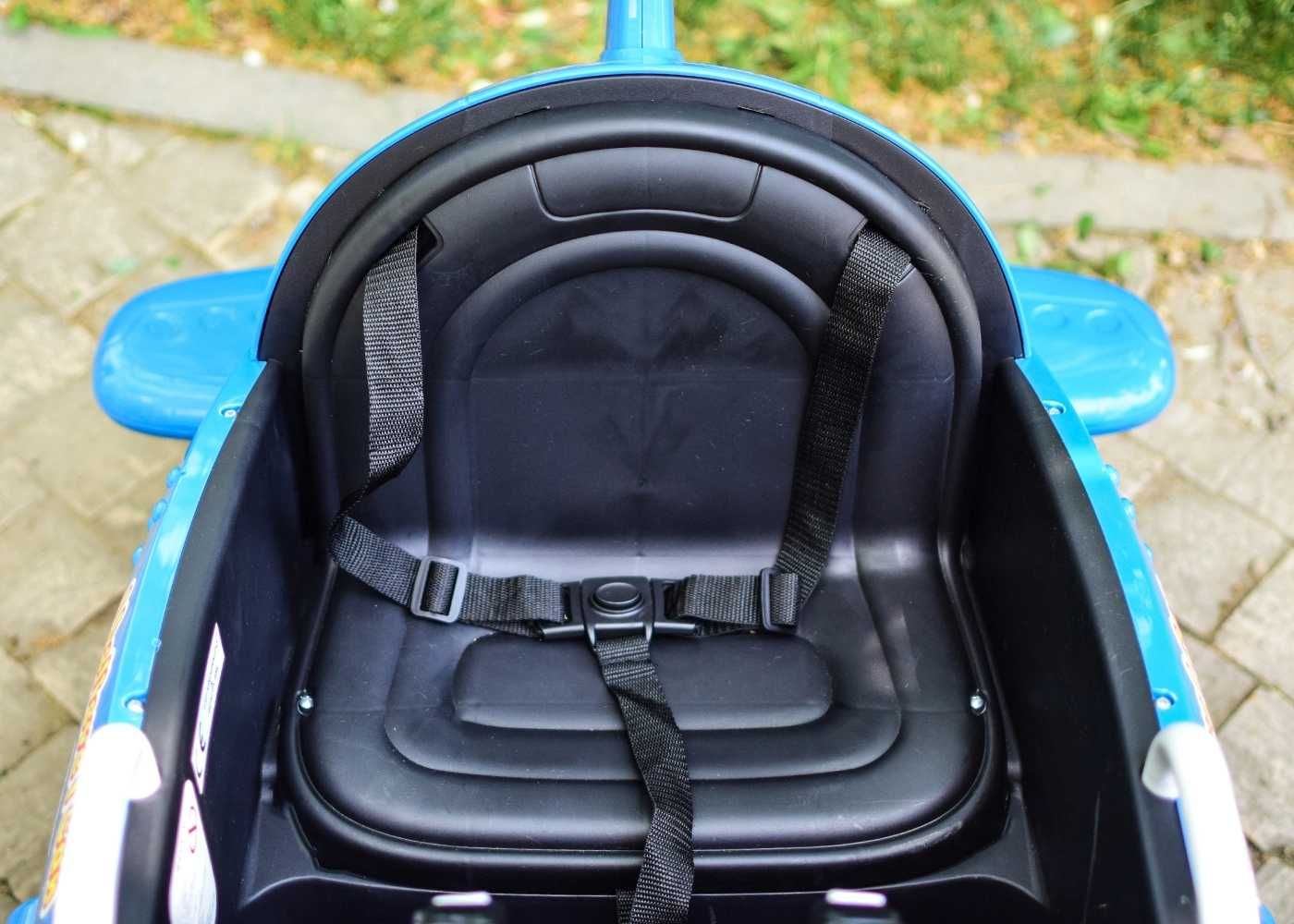 Акумулаторен Самолет Eyas BJ20201,60W,12V/4.5Ah,EVA гуми,R/C 2.4