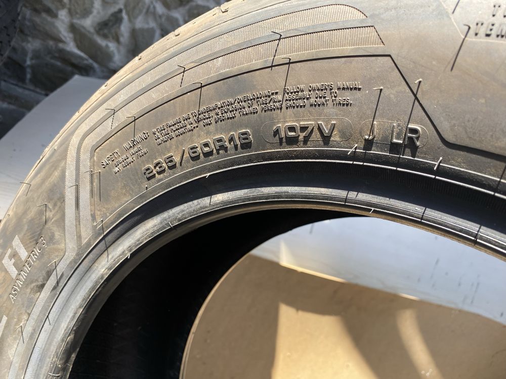 GOOD YER  235/60/18  SUV dot 2021 NOI