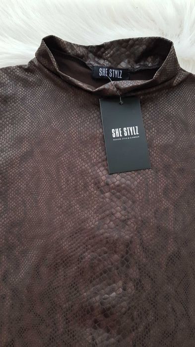 Дамска рокля змийски принт S-М НОВА