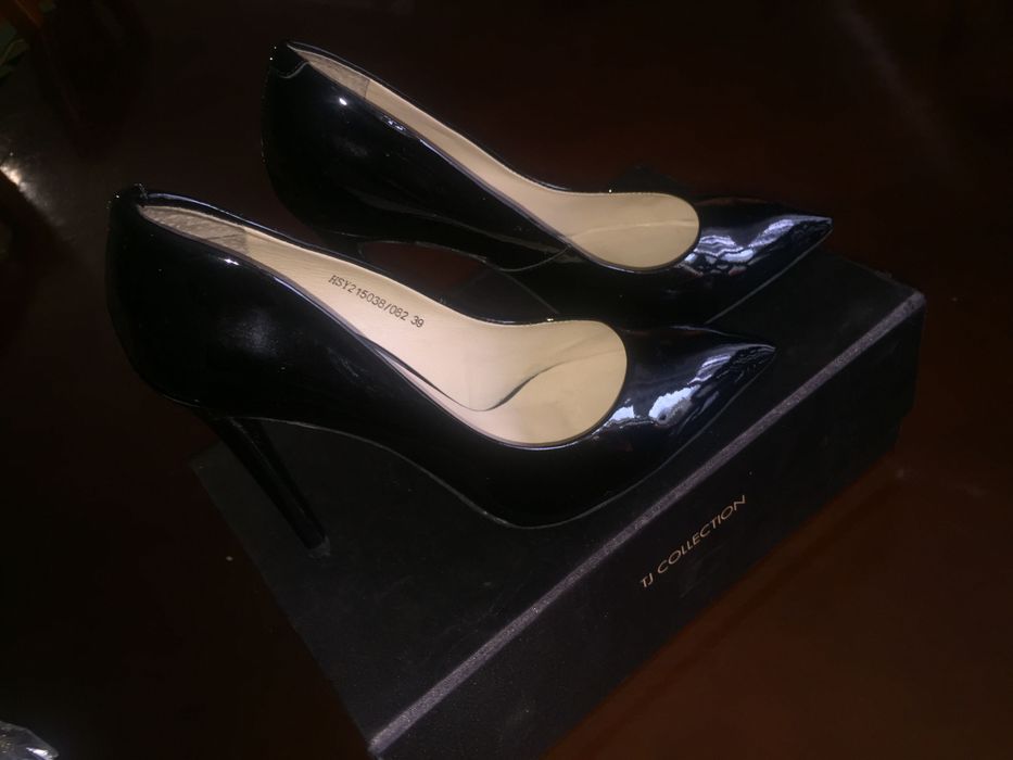 Продам Туфли новые кожа