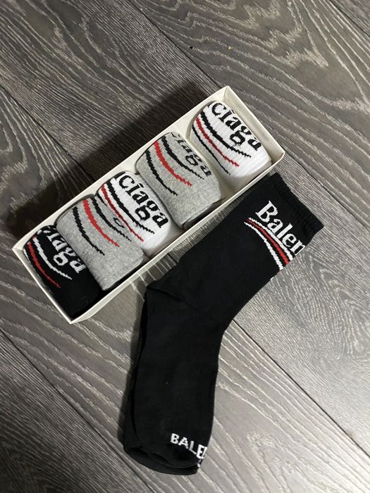 Sosete versace 6 la set 75 lei