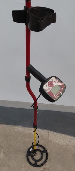 Металлоискатель Minelab X-terra 305
