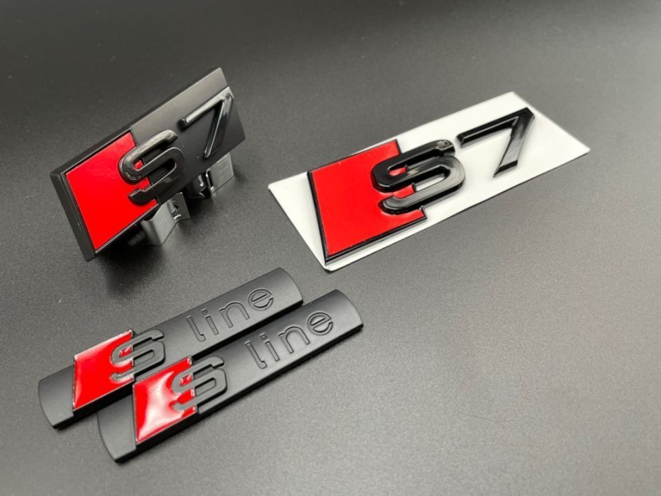 Set embleme Premium Audi S7 Negru / Roșu