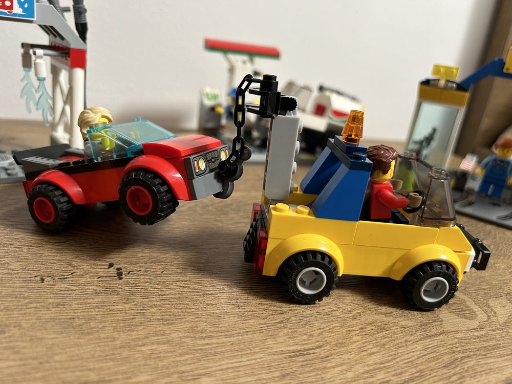 Lego 60232 - centrul de garaje