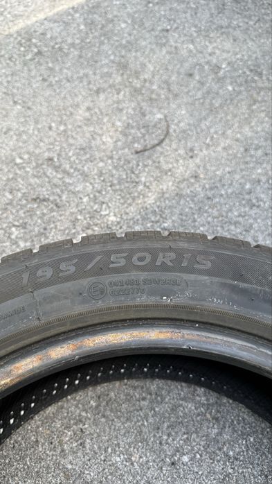 Зимни гуми 195х50х15 МОМО