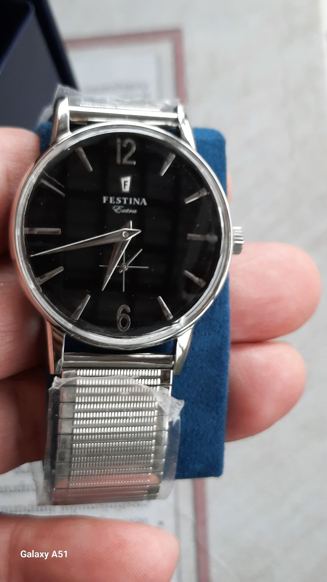 Ceas model  clasic Festina   nou