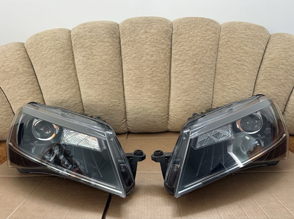 Faruri, Far stanga / Far dreapta Skoda Superb 3V 2015-2020