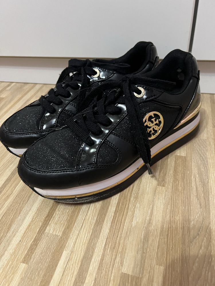 Оригинални дамски обувки USPA, GUESS