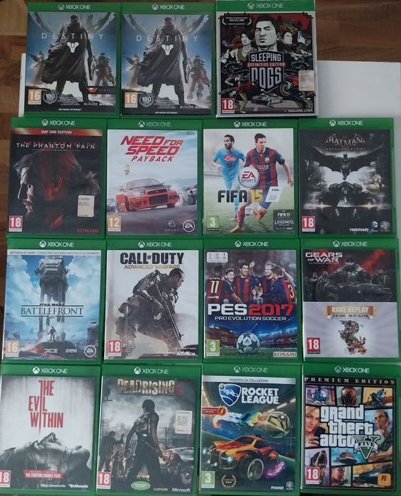 Consola Xbox One + 15 CD diverse jocuri!