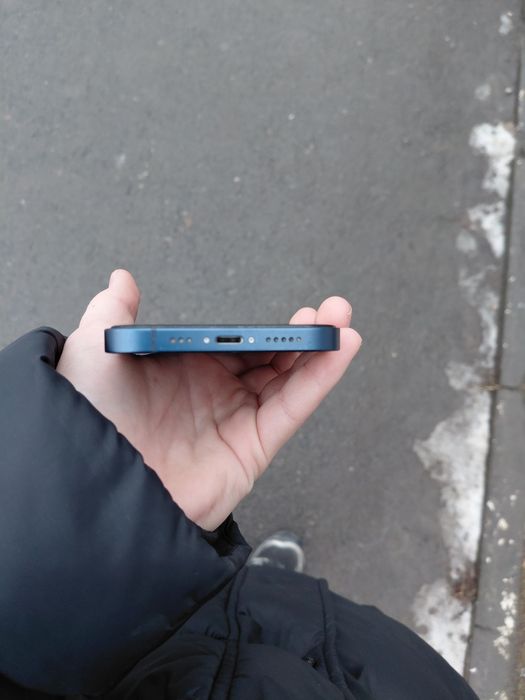 Обменяю 12айфон.