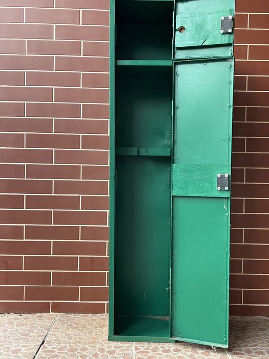 Dulap armament metalic