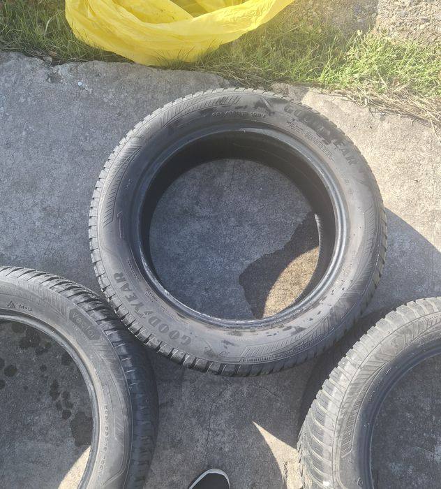 гуми Goodyear
DOT 2021, грайфер 7 мм