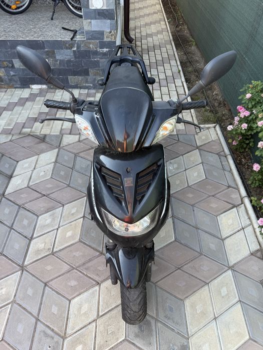 Scuter Piaggio Explorer 49cm3