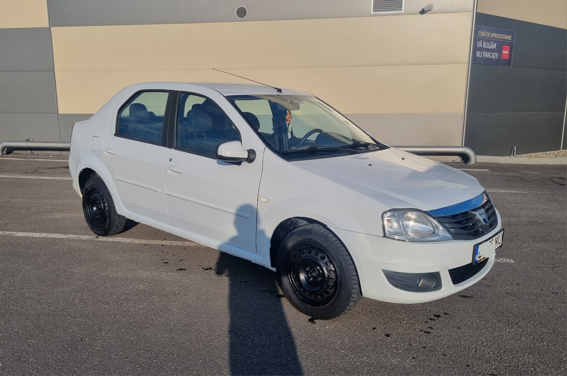 Logan 1.5dci ,Aer condiționat, An fabricație 2010
