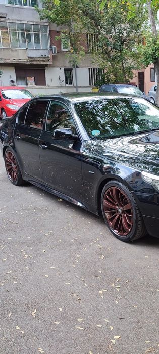 Vând jante BMW R18 anvelope ca noi