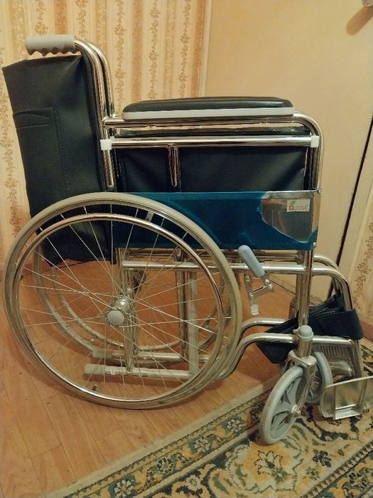 Инвалидная коляска, новая